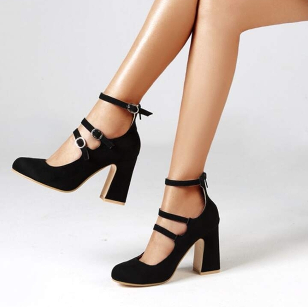 Romwe High Heeled Buckle Strap Chunky Pumps Size 38(US7)